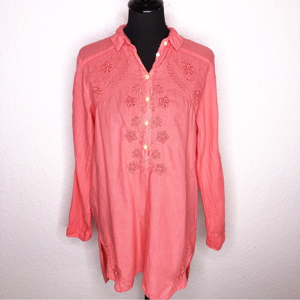 Johnny Was 3J Workshop coral floral embroidered button popover top size Medium